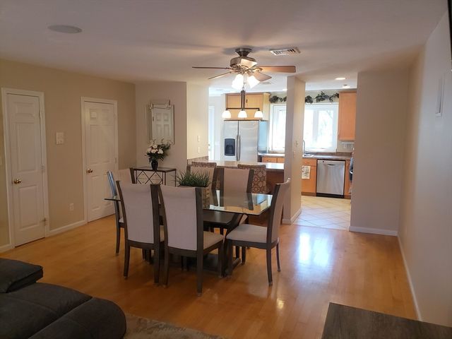 660 Thacher St 402, Attleboro, MA 02703
