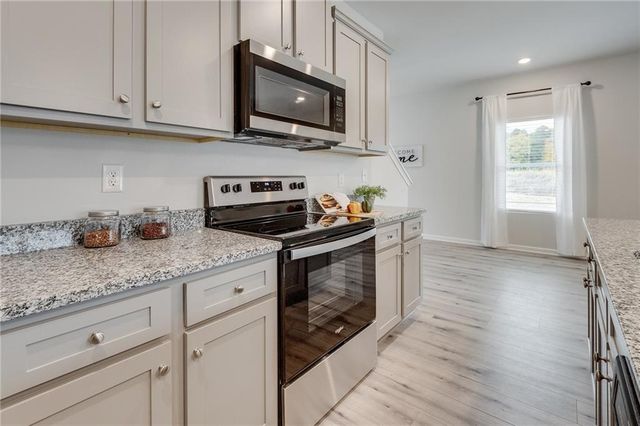 1711 Hillview Lane, Lithonia, GA 30058