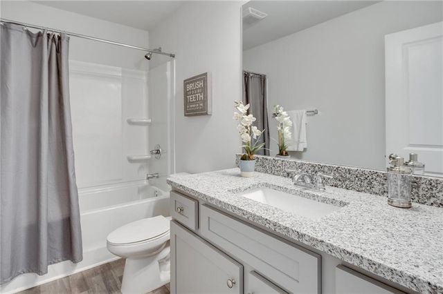 1711 Hillview Lane, Lithonia, GA 30058