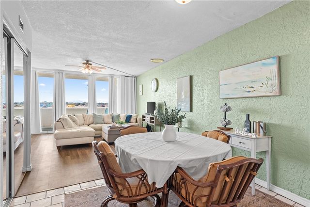 14401 Commodores Dr 101, Corpus Christi, TX 78418