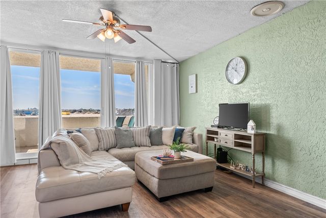 14401 Commodores Dr 101, Corpus Christi, TX 78418