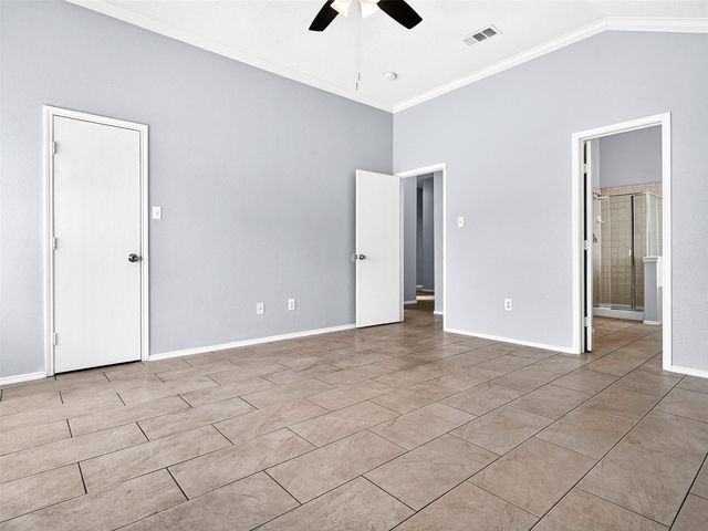 1022 Pondview Drive, Cedar Hill, TX 75104