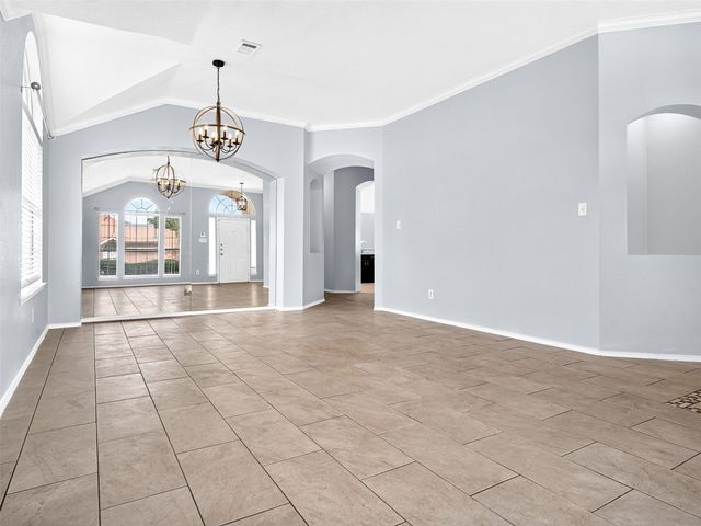 1022 Pondview Drive, Cedar Hill, TX 75104