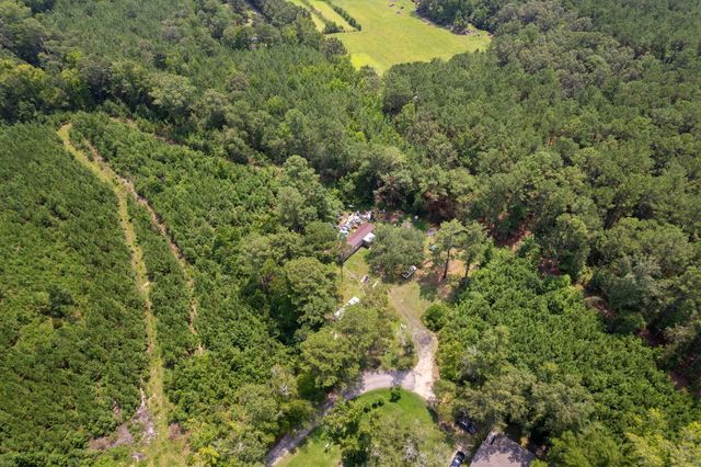 217 Joe Felder Road, Ridgeville, SC 29472