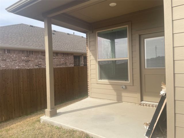 135 Lunayena Road, Rhome, TX 76078