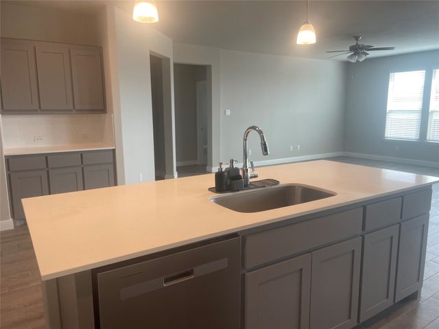 135 Lunayena Road, Rhome, TX 76078