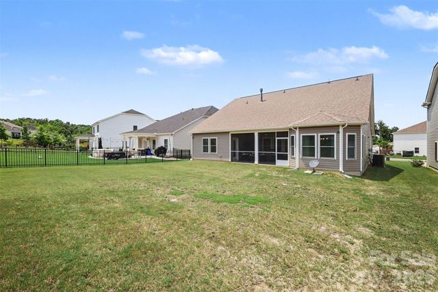 286 Heatherland Drive, Rock Hill, SC 29732