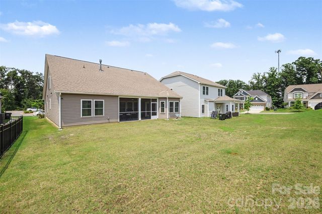 286 Heatherland Drive, Rock Hill, SC 29732