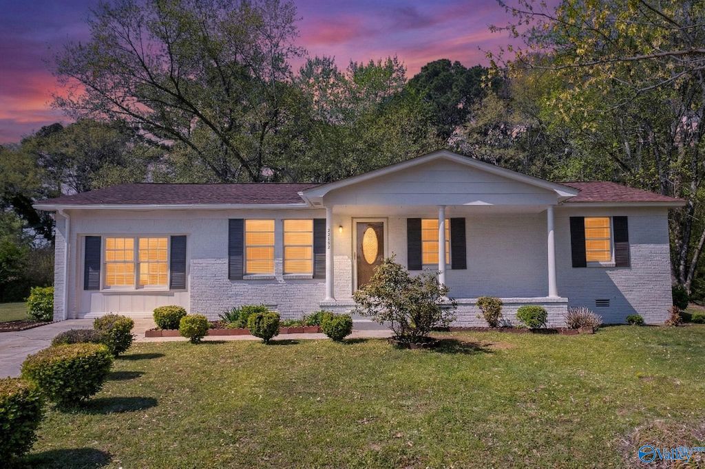 22152 Hood Street, Athens, AL 35613