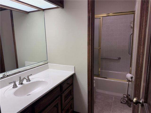 3012 Gleneagles Court, Bryan, TX 77802