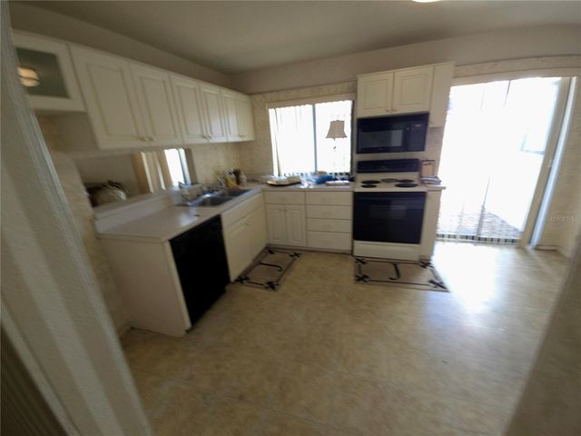 6413 MEADOWLARK LN, Bradenton, FL 34210