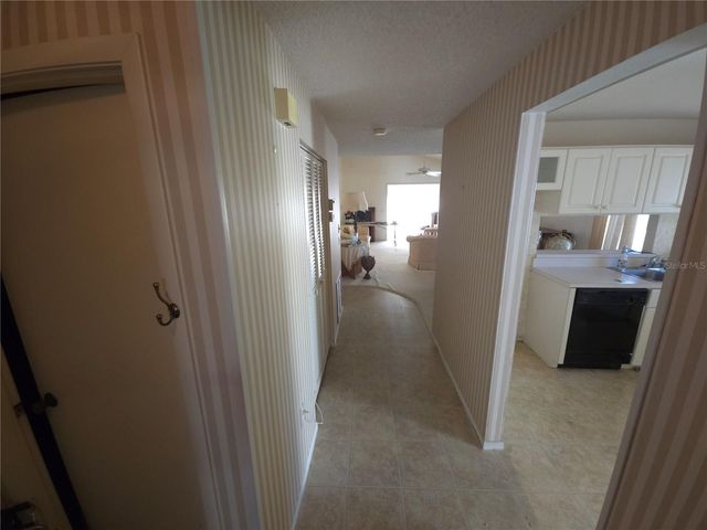 6413 MEADOWLARK LN, Bradenton, FL 34210