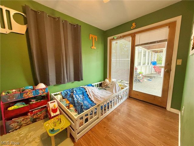 802 28th Street, Vienna, WV 26105