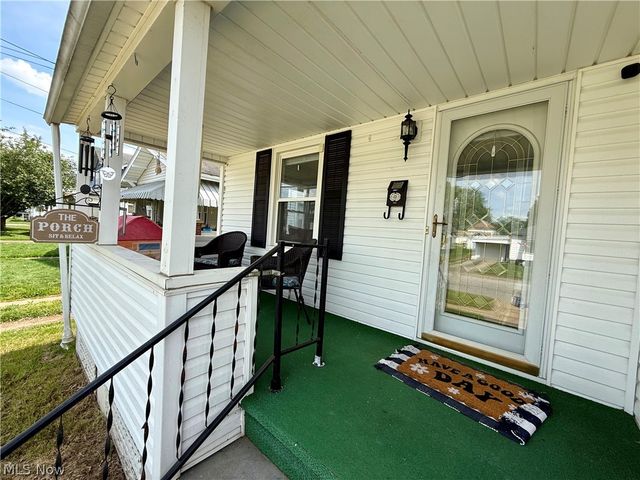 802 28th Street, Vienna, WV 26105