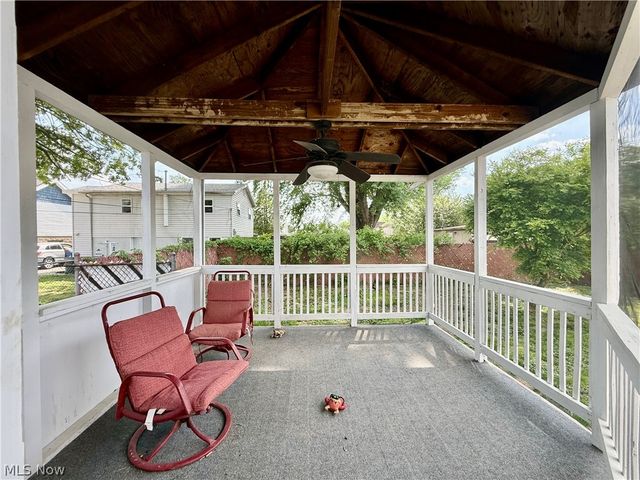 802 28th Street, Vienna, WV 26105