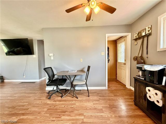 802 28th Street, Vienna, WV 26105