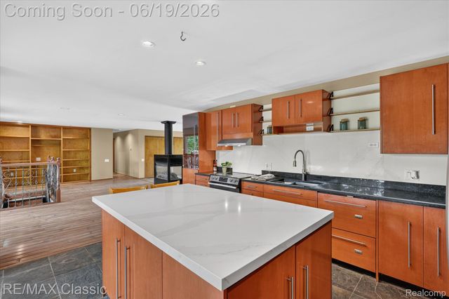 12189 Gage Road, Holly Township, MI 48442