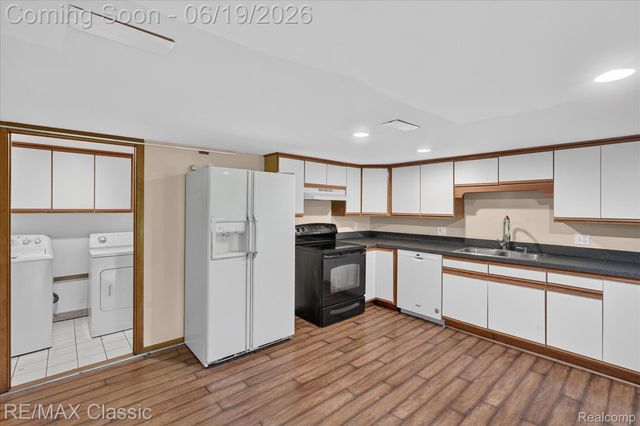 12189 Gage Road, Holly Township, MI 48442