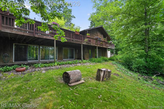 12189 Gage Road, Holly Township, MI 48442