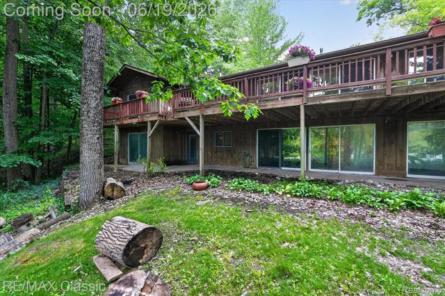 12189 Gage Road, Holly Township, MI 48442