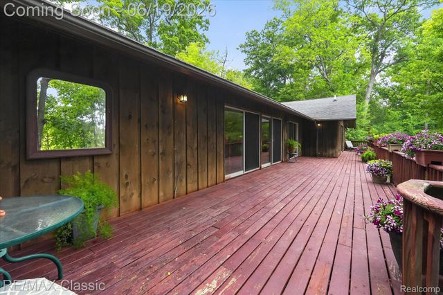 12189 Gage Road, Holly Township, MI 48442