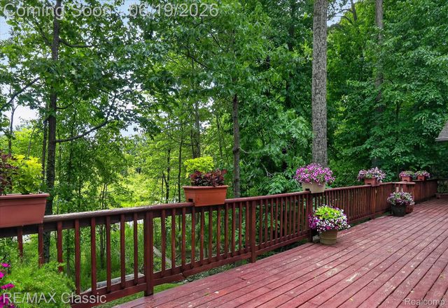 12189 Gage Road, Holly Township, MI 48442