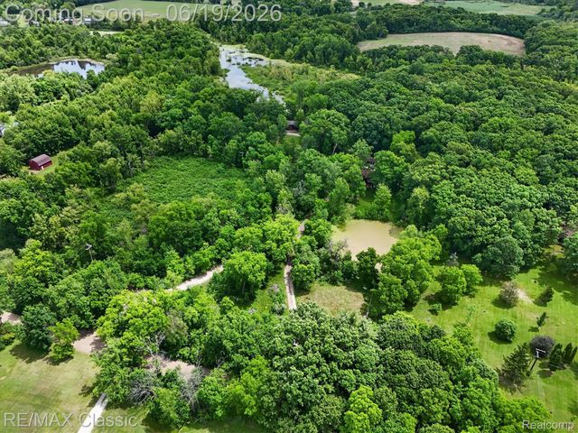 12189 Gage Road, Holly Township, MI 48442