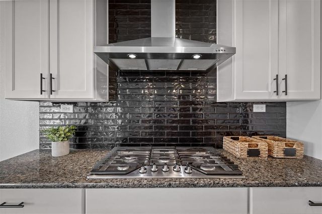 6678 Cumbre Vista Way, Colorado Springs, CO 80924