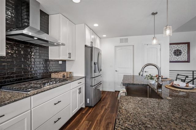 6678 Cumbre Vista Way, Colorado Springs, CO 80924