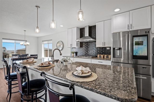 6678 Cumbre Vista Way, Colorado Springs, CO 80924