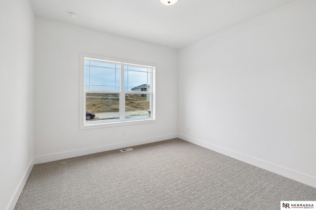 12509 S 89th Street, Papillion, NE 68046