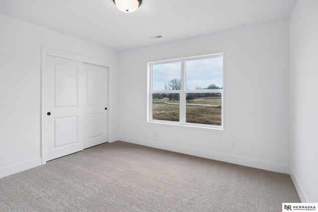 12509 S 89th Street, Papillion, NE 68046