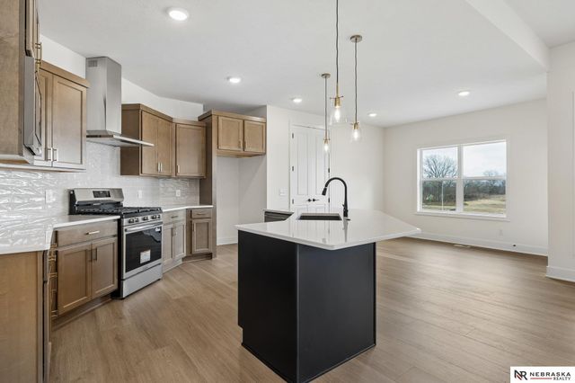 12509 S 89th Street, Papillion, NE 68046