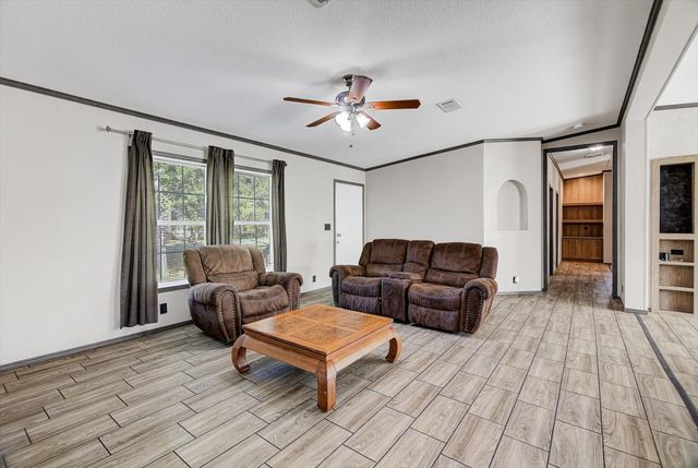 13 County Road 412 Road, Dayton, TX 77535