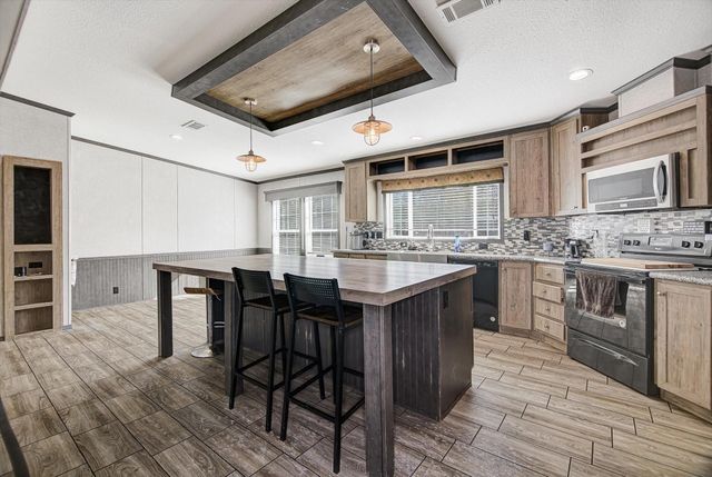 13 County Road 412 Road, Dayton, TX 77535