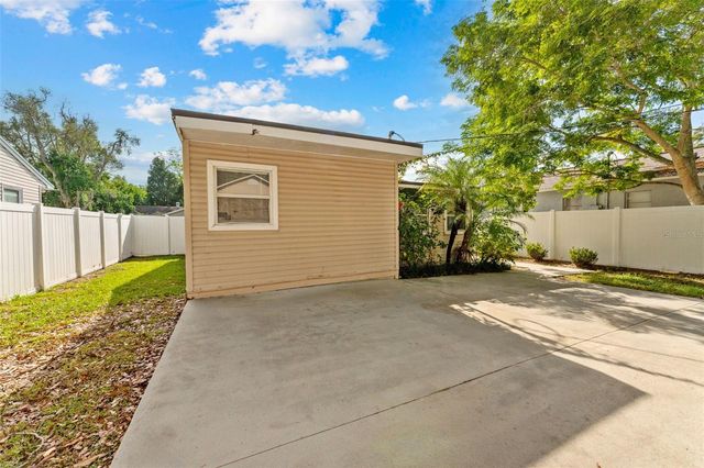 3929 10TH AVENUE S, St Petersburg, FL 33711