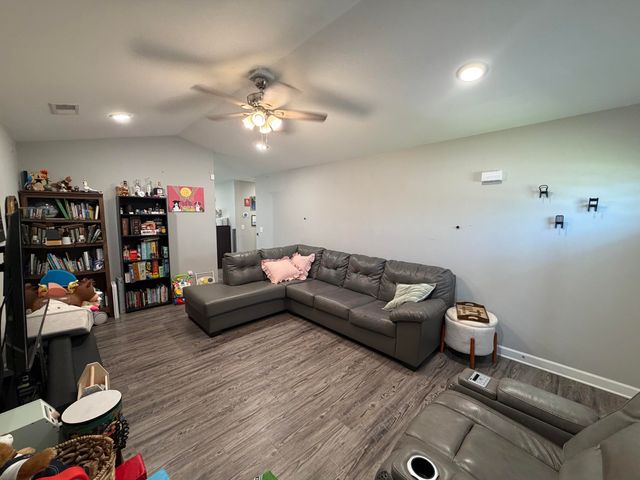 403 Pueblo Court, Winchester, KY 40391
