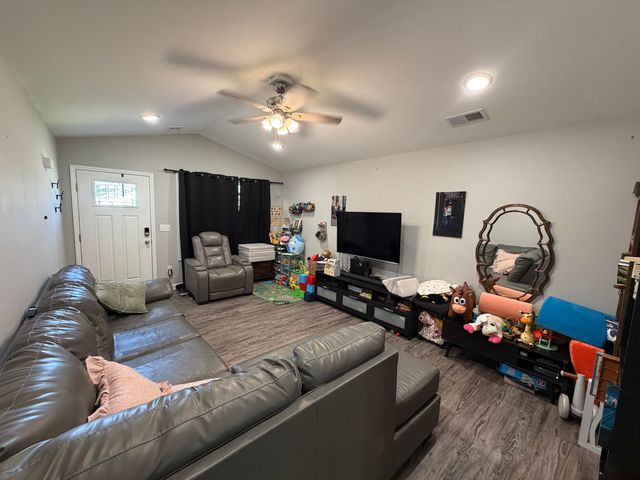 403 Pueblo Court, Winchester, KY 40391