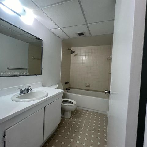 3561 SW 117th Ave 7-202, Miami, FL 33175