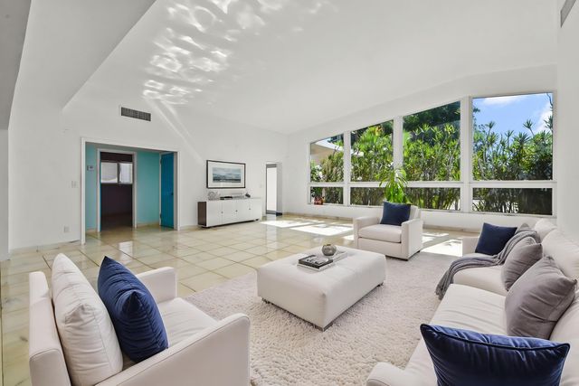 12990 Keystone Terrace, North Miami, FL 33181