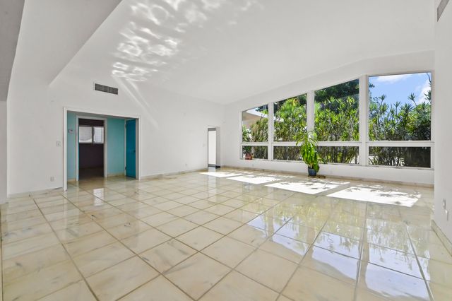 12990 Keystone Terrace, North Miami, FL 33181