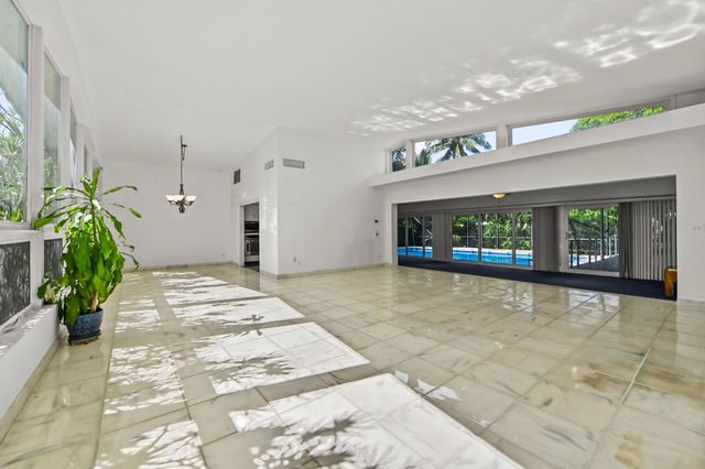 12990 Keystone Terrace, North Miami, FL 33181