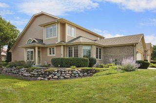 9210 Prairie Village DRIVE, Kenosha, WI 53142