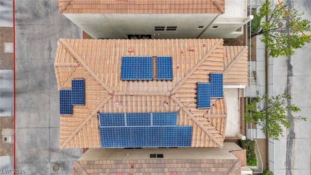 7408 Beguiling Court, Las Vegas, NV 89149