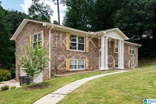 2836 VESTAVIA FOREST PLACE, Vestavia Hills, AL 35216