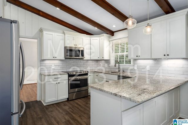 2836 VESTAVIA FOREST PLACE, Vestavia Hills, AL 35216