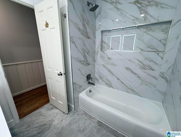 2836 VESTAVIA FOREST PLACE, Vestavia Hills, AL 35216