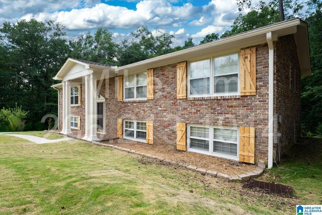 2836 VESTAVIA FOREST PLACE, Vestavia Hills, AL 35216