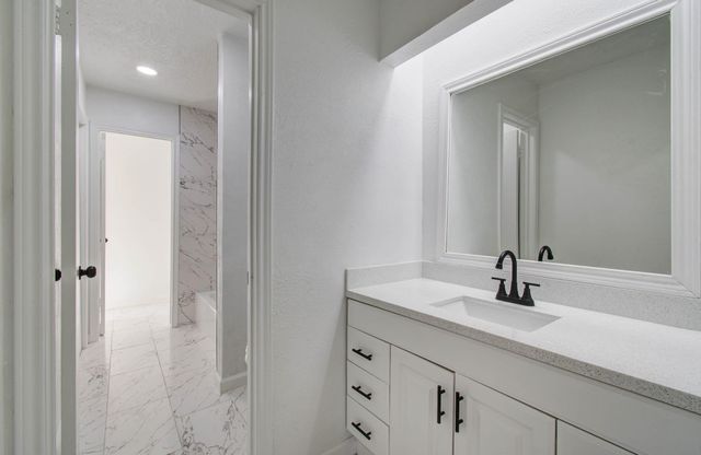 5506 Pecangate Drive, Spring, TX 77373