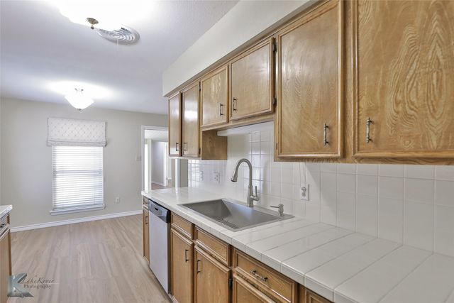 2810 South 27th Street, Abilene, TX 79605